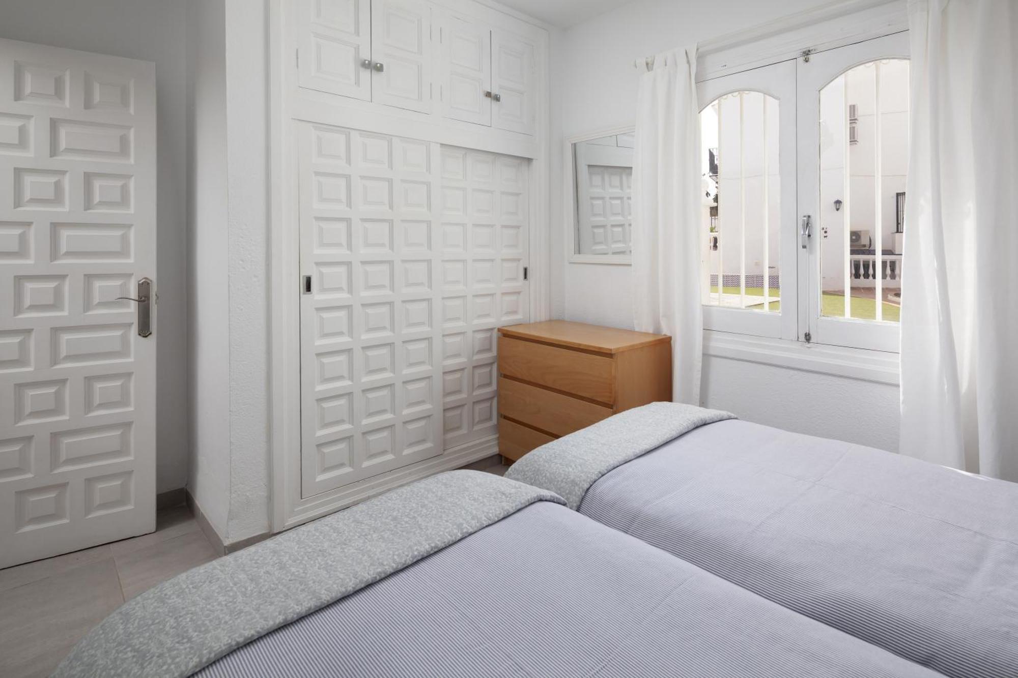 Bright Spacious 1 Bed Apartment Nerja Esterno foto