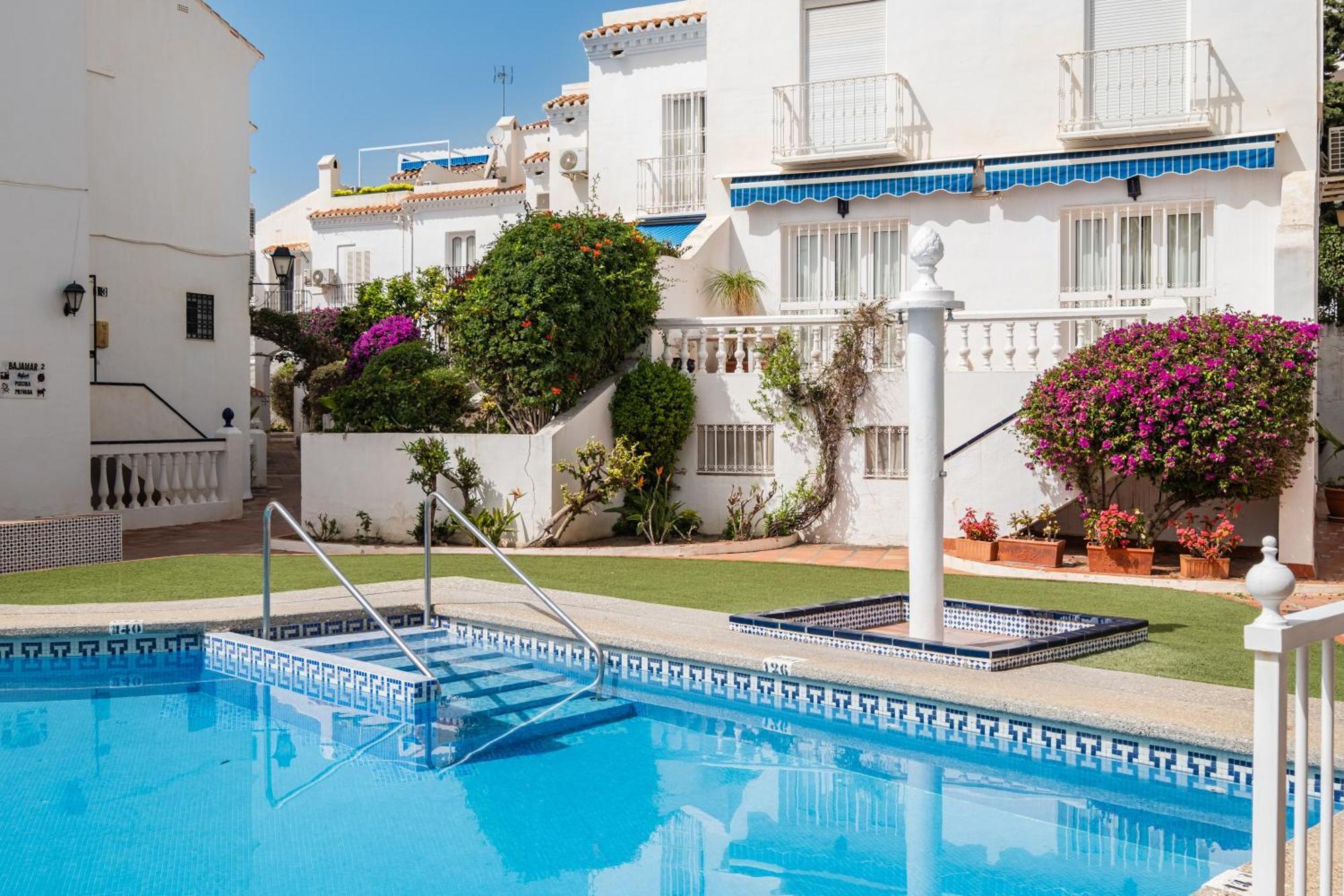 Bright Spacious 1 Bed Apartment Nerja Esterno foto